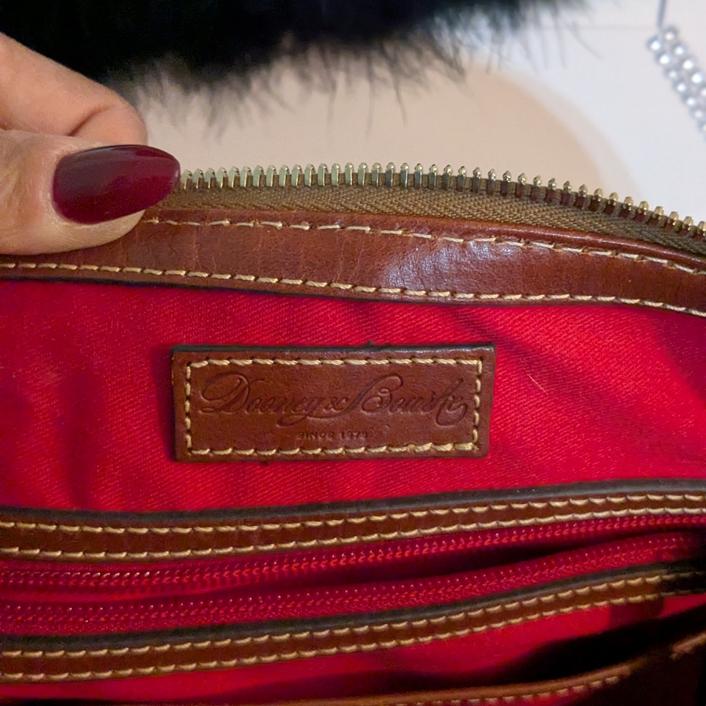 Dooney Bourke Definitive Pebble Grain Vacchetta Trim w/FREE PURSE PILLOW Satchel - Picture 5 of 17